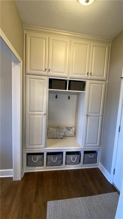 2637 SW Carlton Drive — photo 11