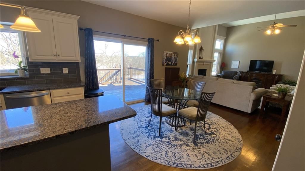 2637 SW Carlton Drive — photo 10