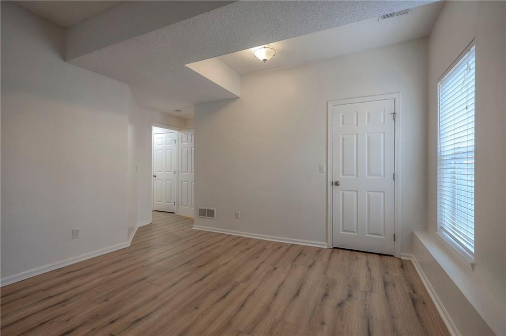 2150 E Red Bridge Road — photo 44