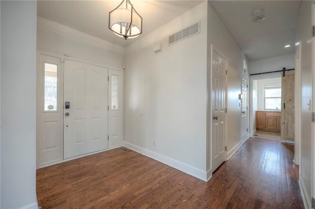 2150 E Red Bridge Road — photo 6