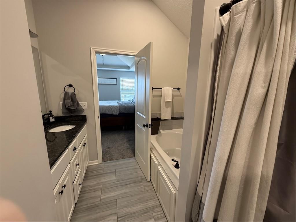 832 N Hickory Drive — photo 11