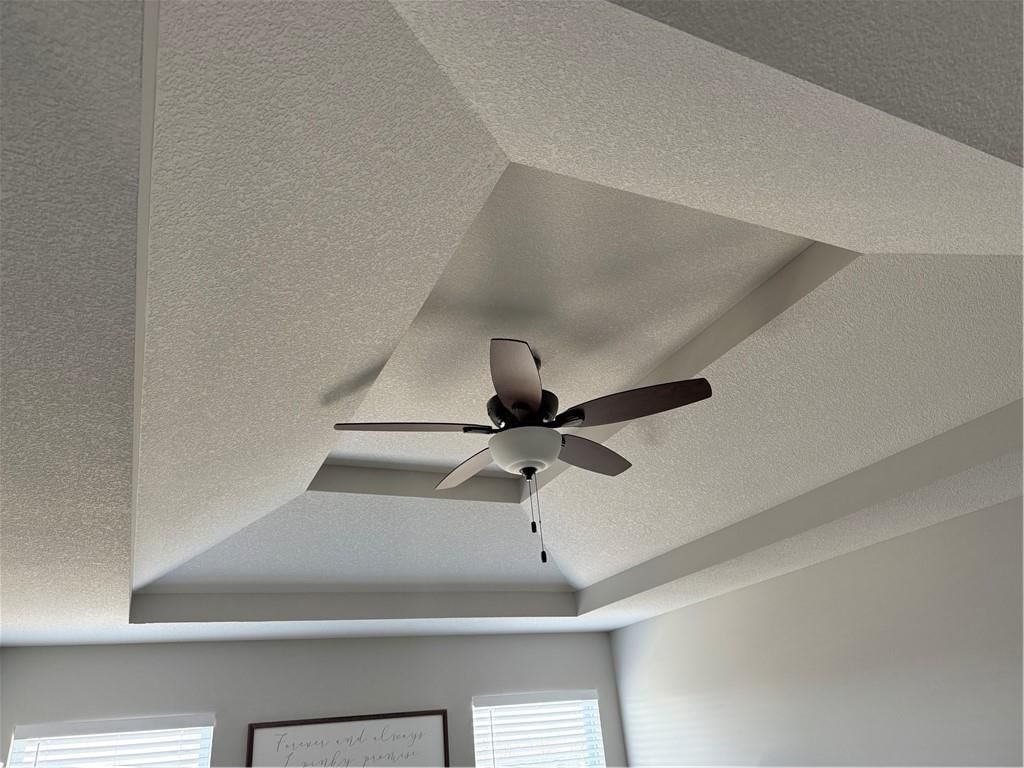 832 N Hickory Drive — photo 12