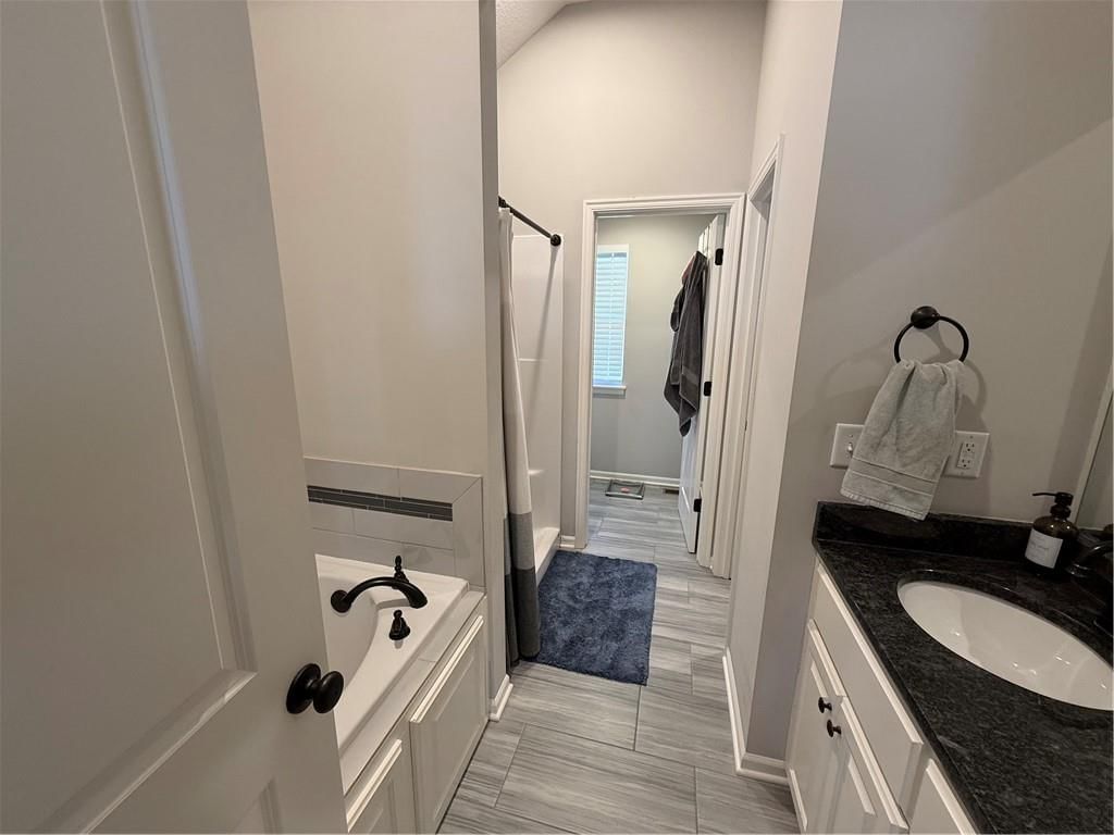 832 N Hickory Drive — photo 19