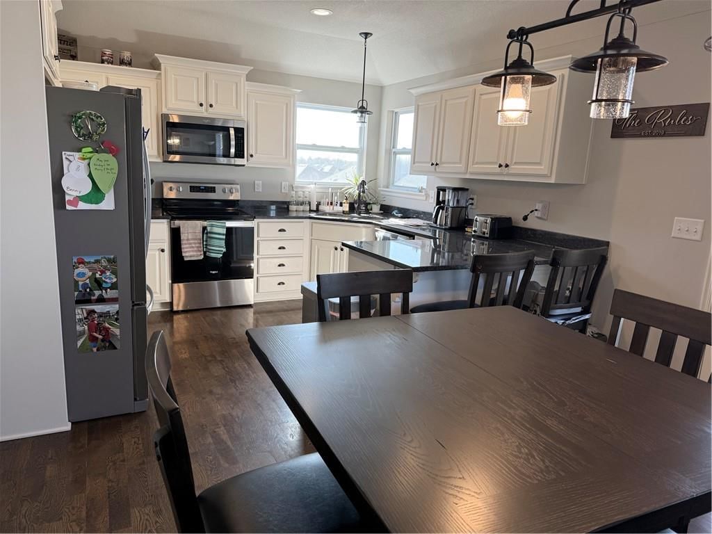 832 N Hickory Drive — photo 5
