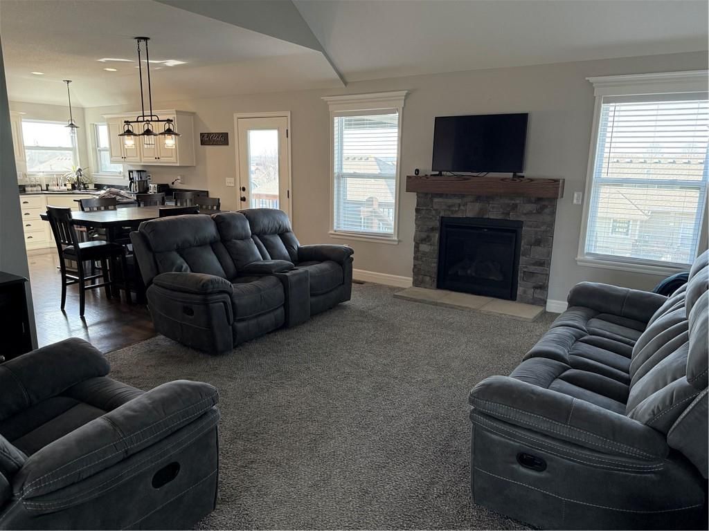832 N Hickory Drive — photo 7