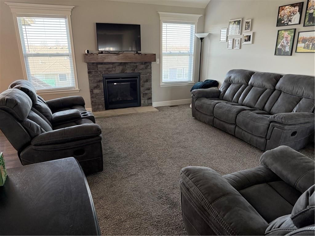 832 N Hickory Drive — photo 8