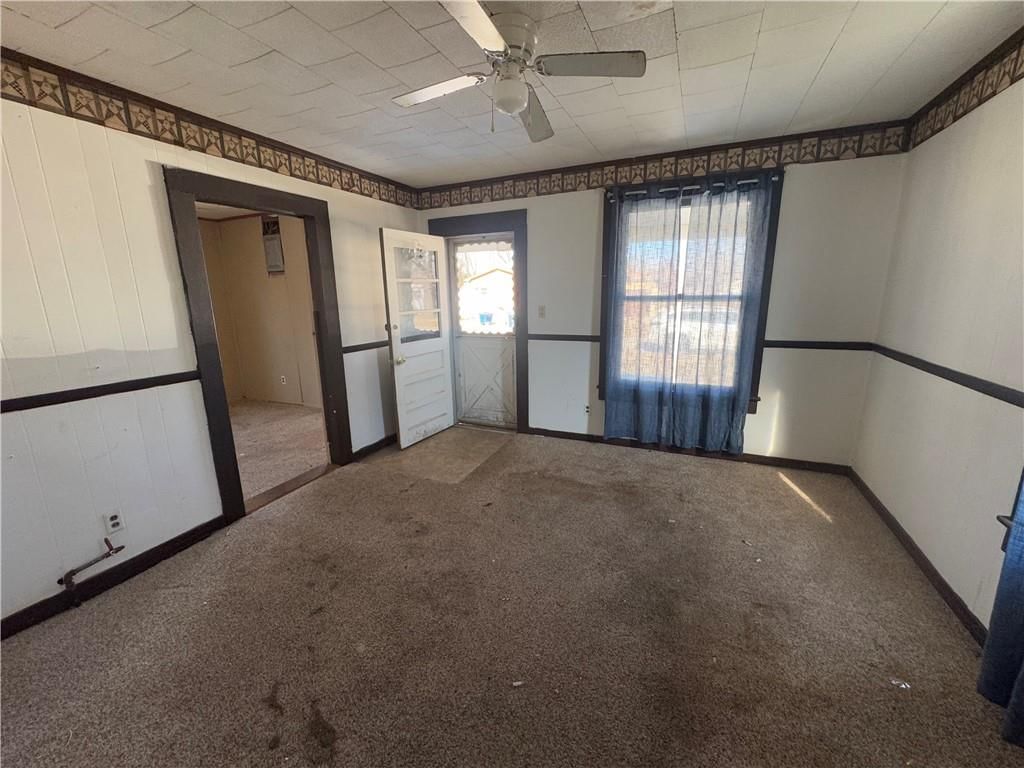1013 E Poplar Street — photo 5