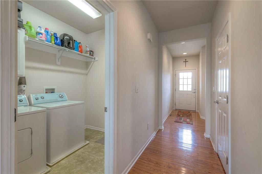 4833 SW Davis Drive — photo 23