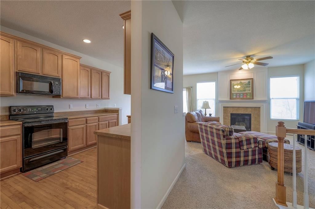 4833 SW Davis Drive — photo 6