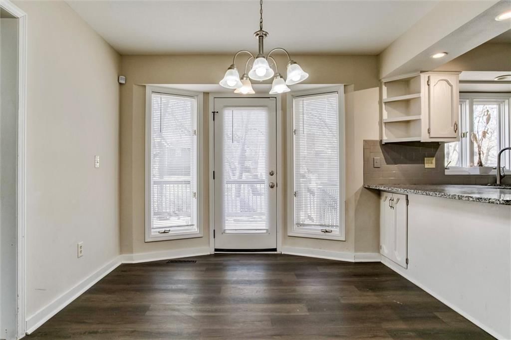 410 NE Adams Drive — photo 13