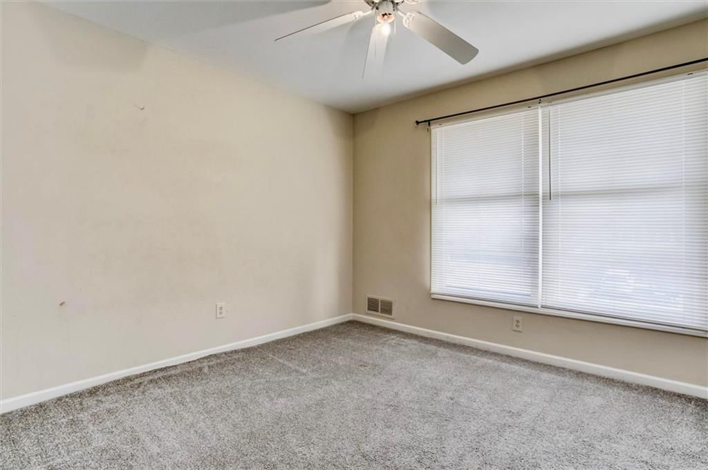 410 NE Adams Drive — photo 21