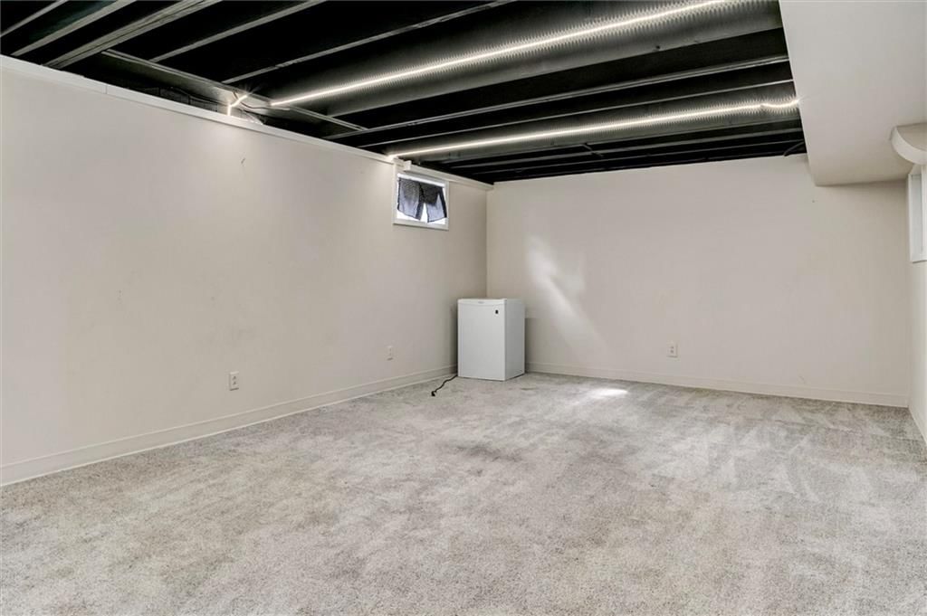 410 NE Adams Drive — photo 24