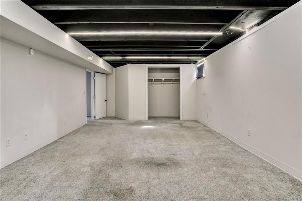 410 NE Adams Drive — photo 25