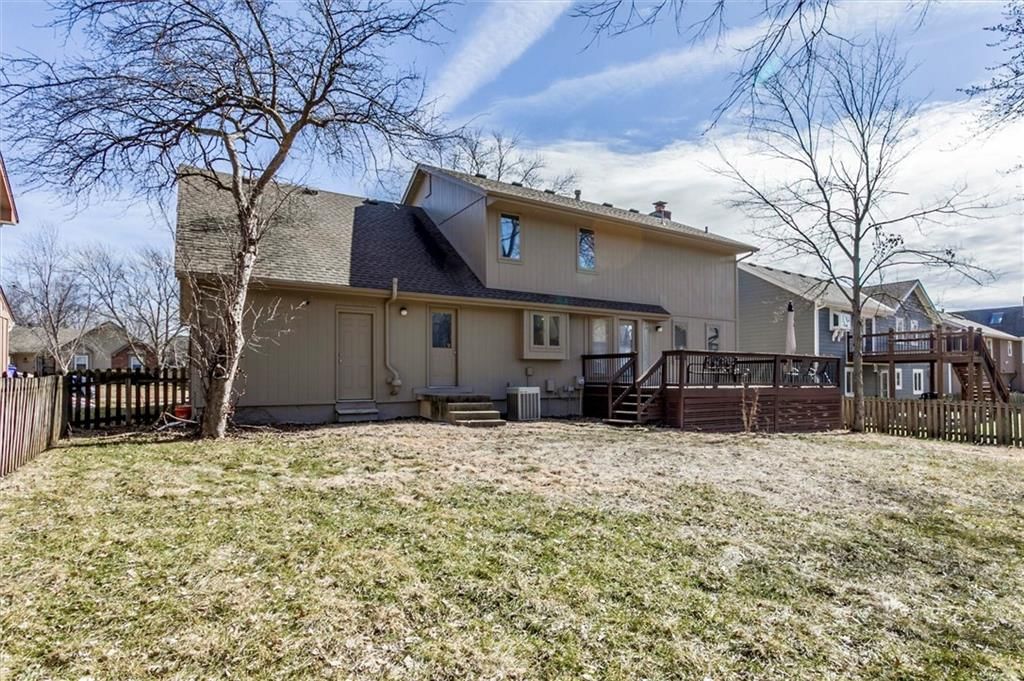 410 NE Adams Drive — photo 29