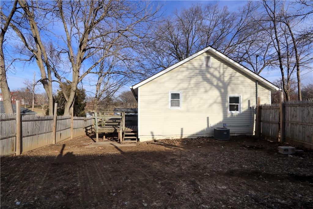 1011 S 10th Street — photo 16