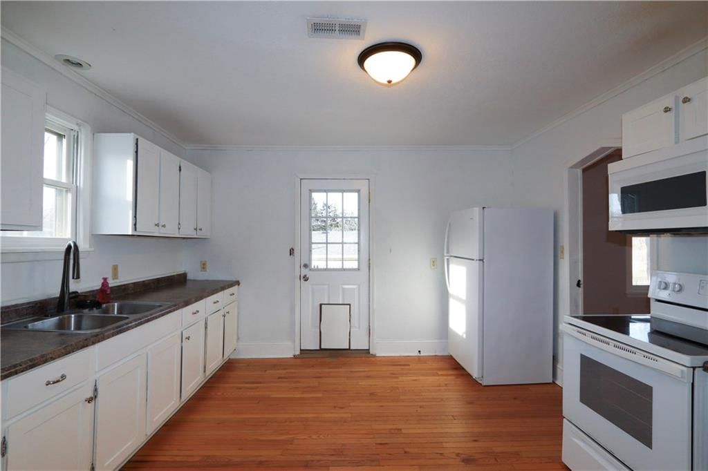 1011 S 10th Street — photo 9
