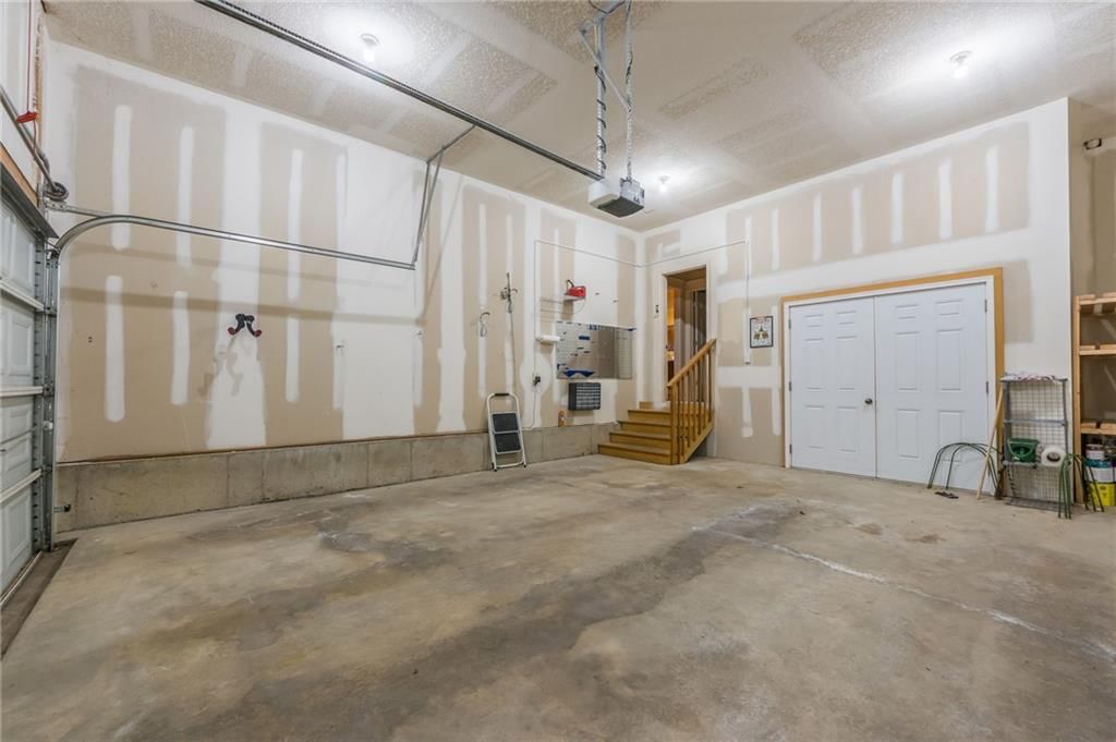 406 E 30th Avenue — photo 33