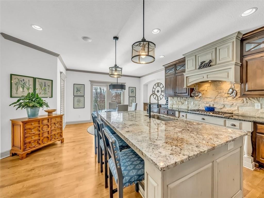 7901 N Shoal Creek Valley Drive — photo 11