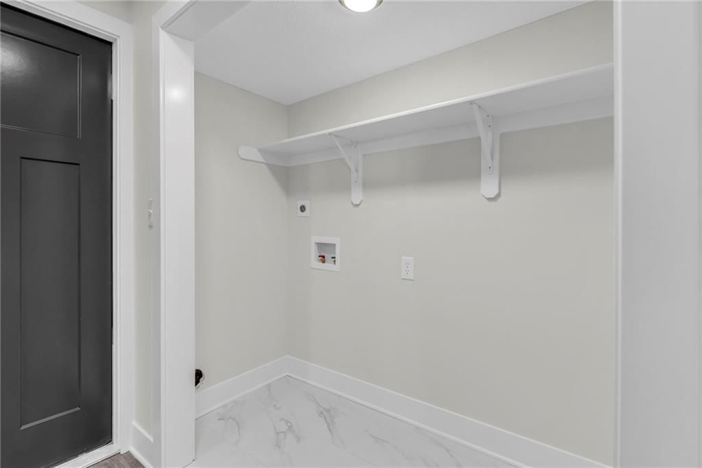 2904 N 154th Terrace — photo 25