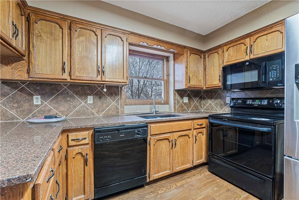 6824 WILLIS Drive — photo 17