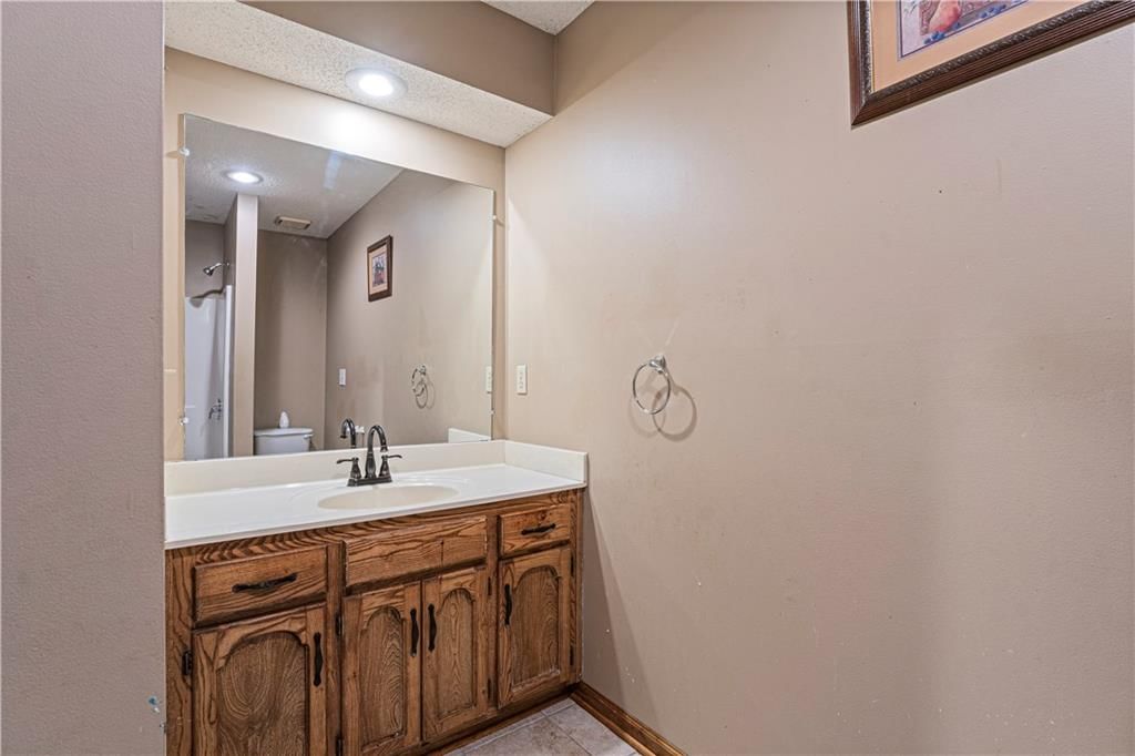6824 WILLIS Drive — photo 20