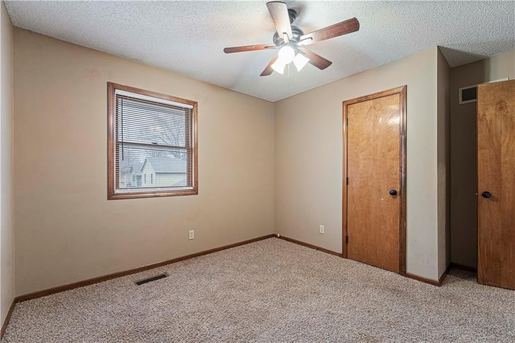 6824 WILLIS Drive — photo 25