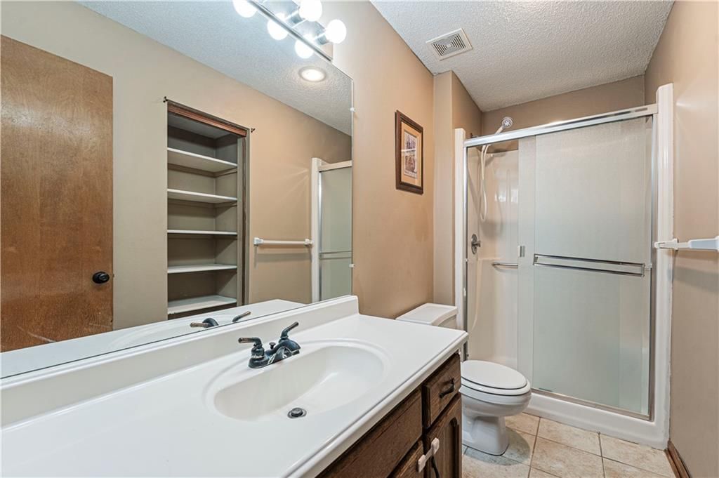 6824 WILLIS Drive — photo 28
