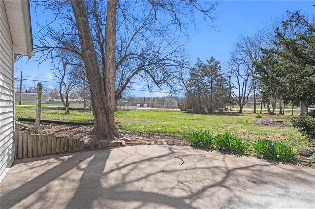 7800 Kansas Avenue — photo 31