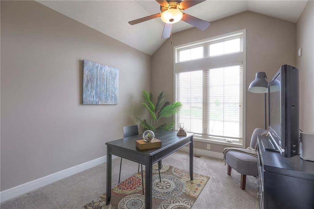 1004 SE Crimson Court — photo 28