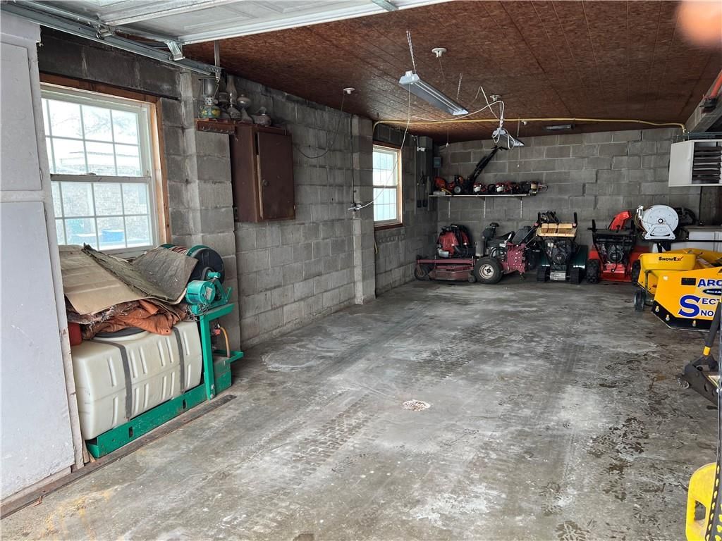 222 S Newton Street — photo 14