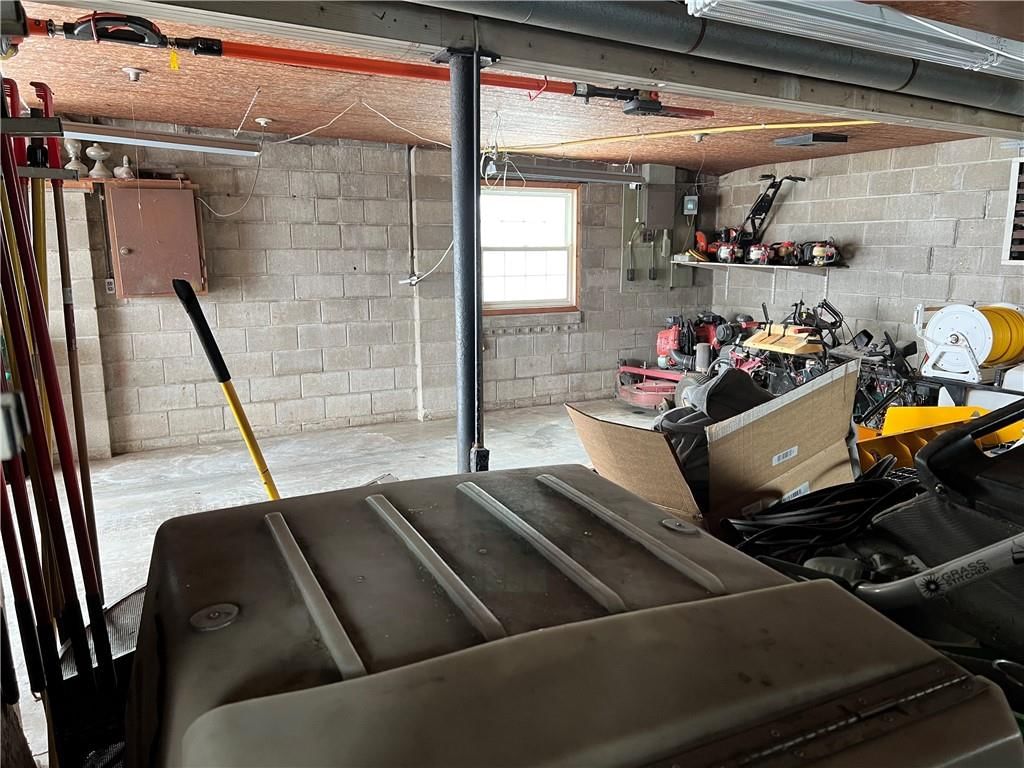 222 S Newton Street — photo 17