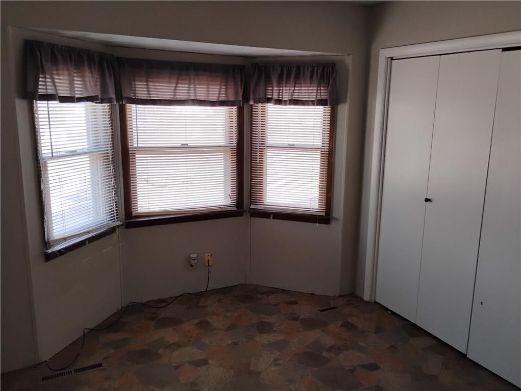 122 W Perry Street — photo 11