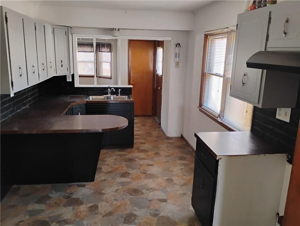 122 W Perry Street — photo 12