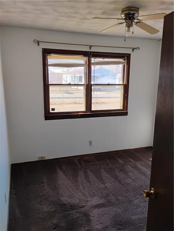 122 W Perry Street — photo 15