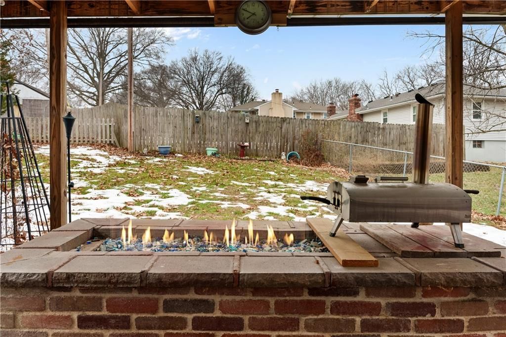 2520 S Whitney Avenue — photo 26