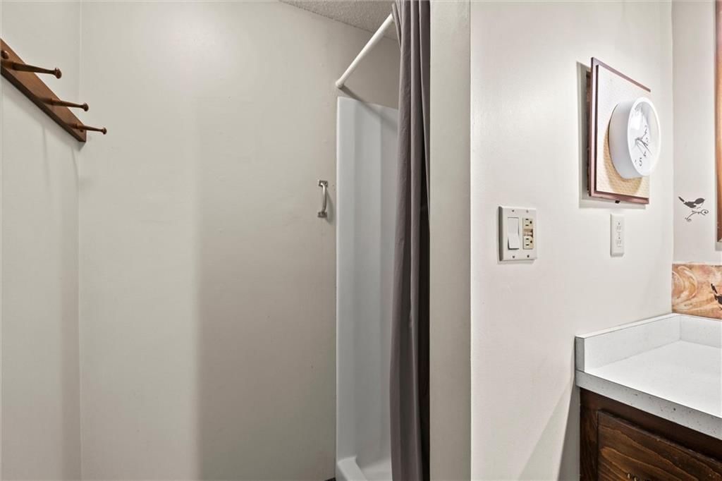 200 W Cynthia Street — photo 11