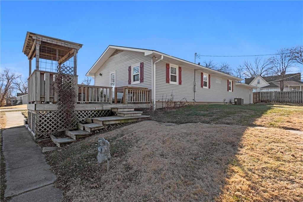 200 W Cynthia Street — photo 21