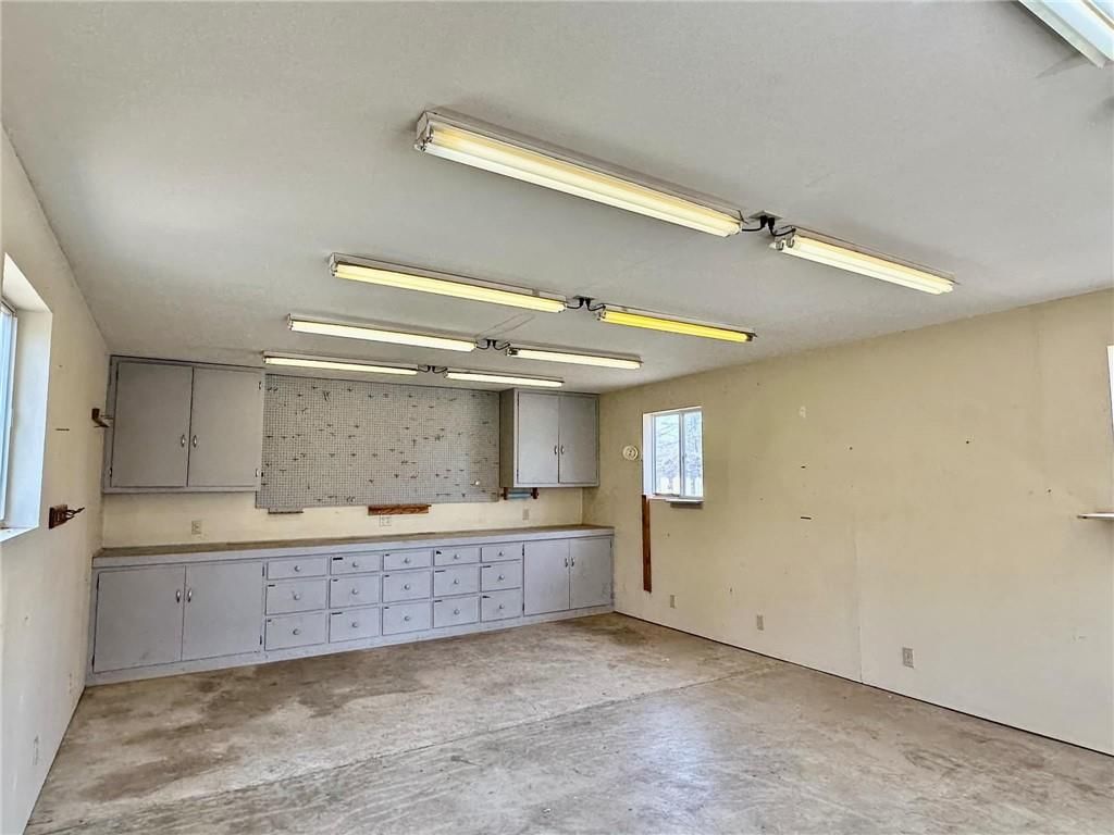 200 W Cynthia Street — photo 23