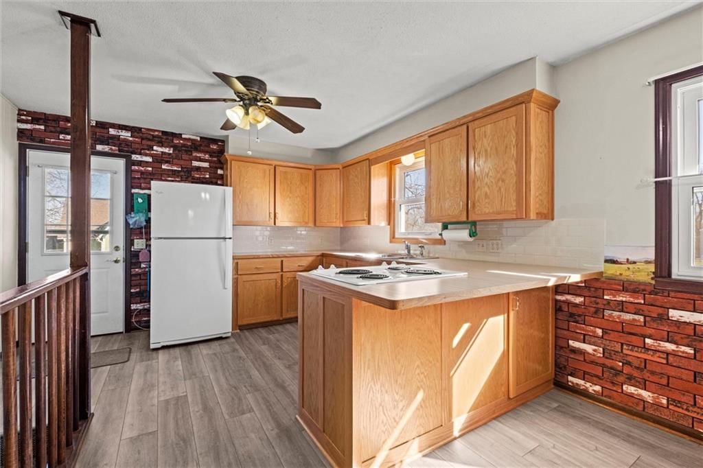 200 W Cynthia Street — photo 5