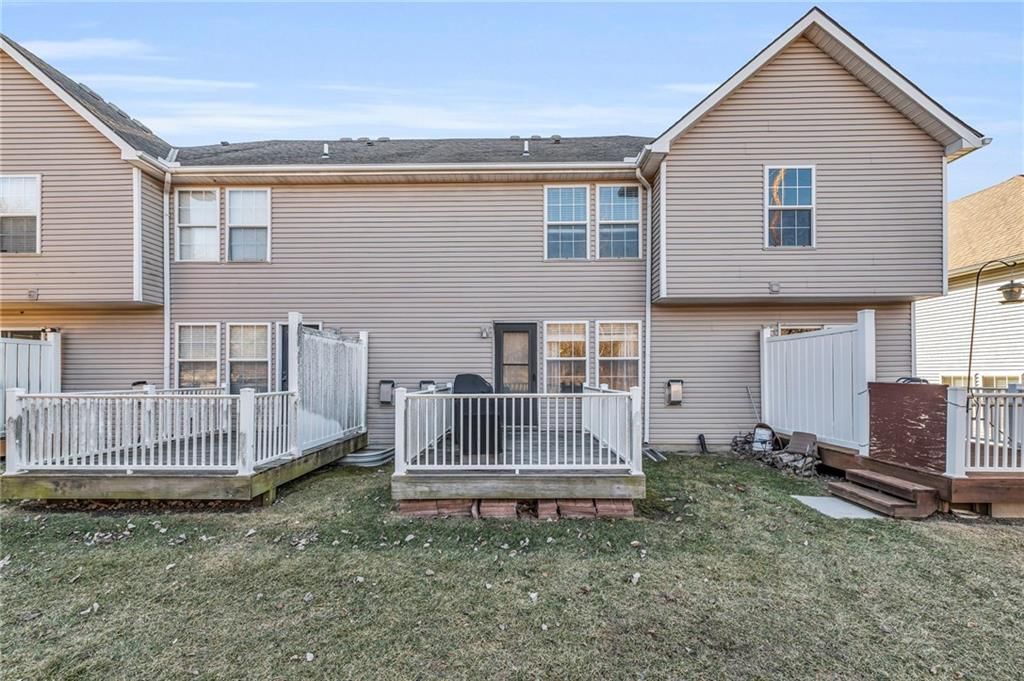 9829 N Lewis Avenue — photo 32