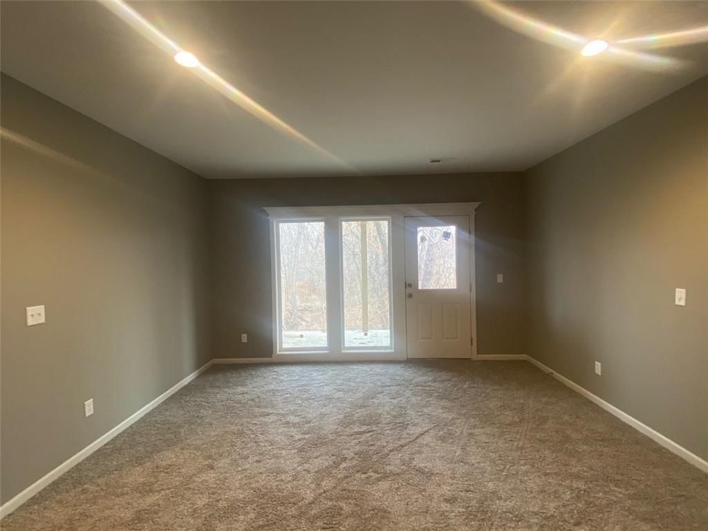 1103 Halle Drive — photo 9