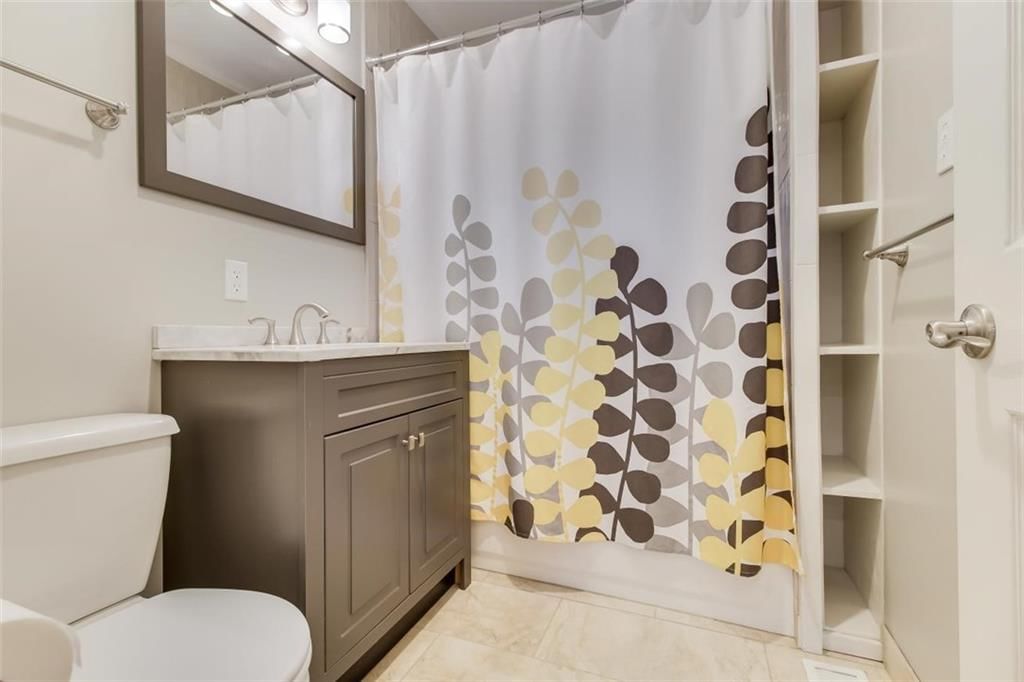 520 E Walnut Street — photo 13