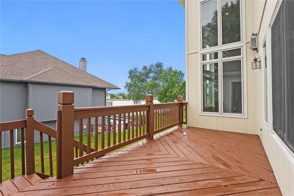4749 SW Gull Point Drive — photo 42