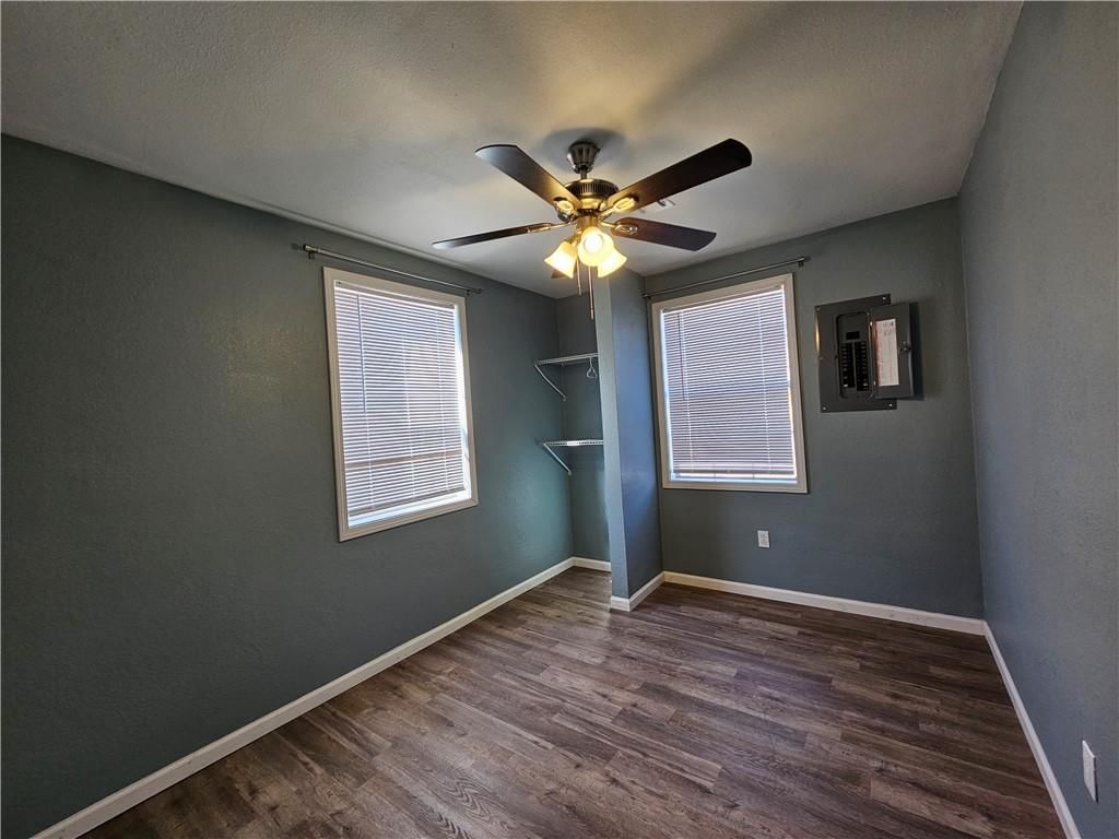 2531 Morton Avenue — photo 11