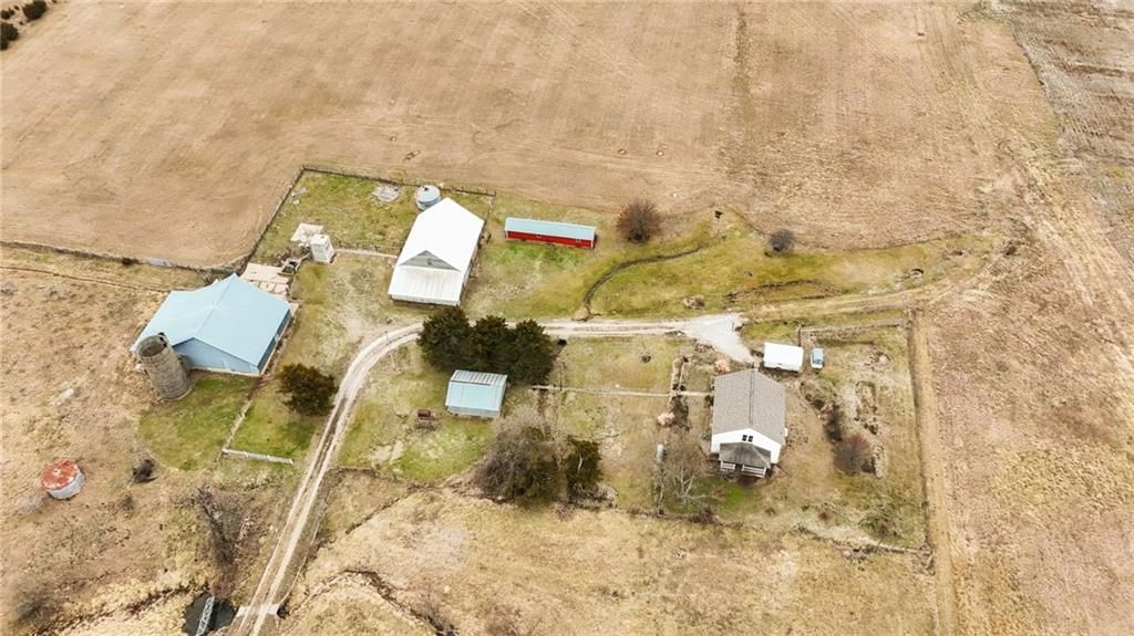 781 N 200th Road — photo 21