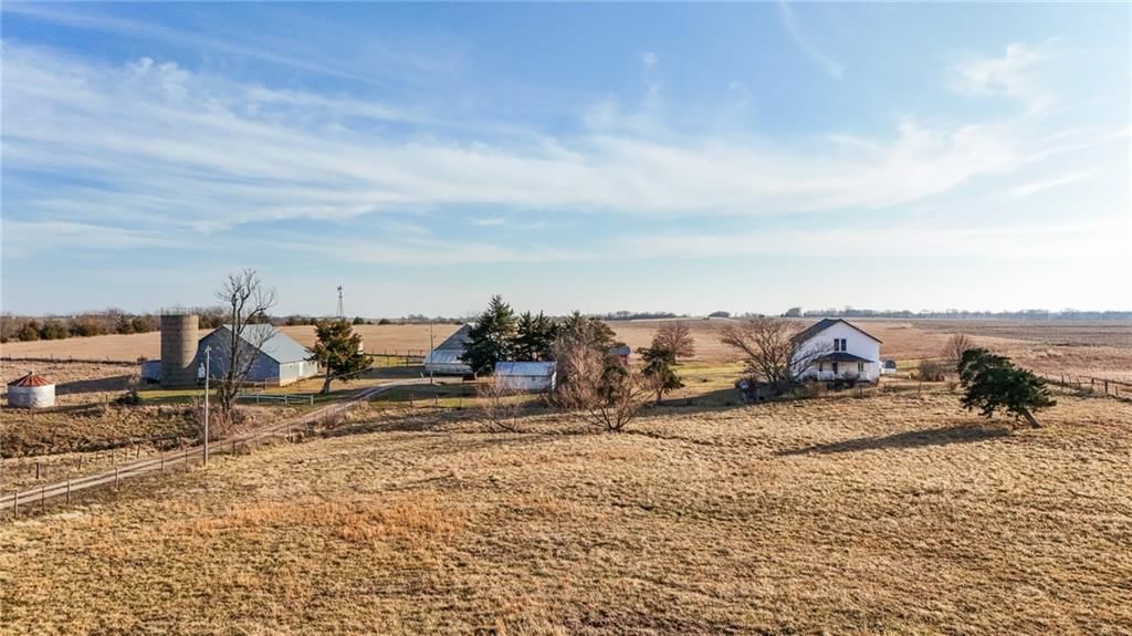 781 N 200th Road — photo 4