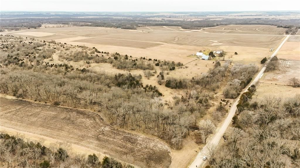 781 N 200th Road — photo 32