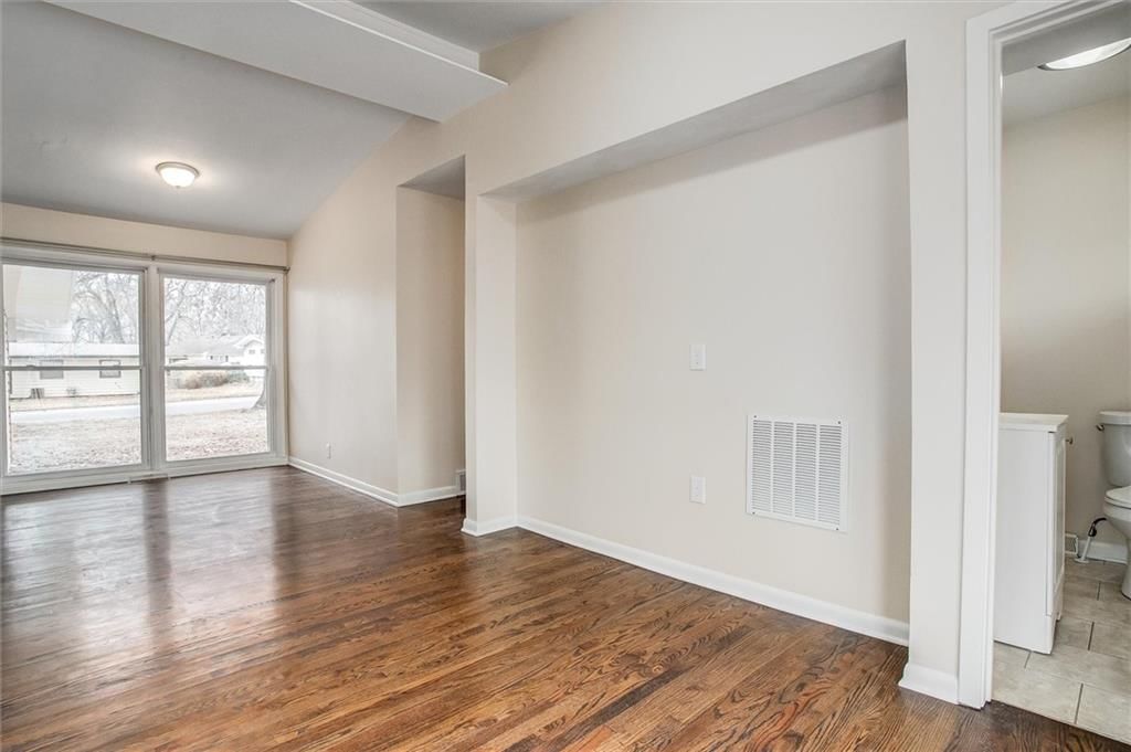 204 Brookview Drive — photo 17