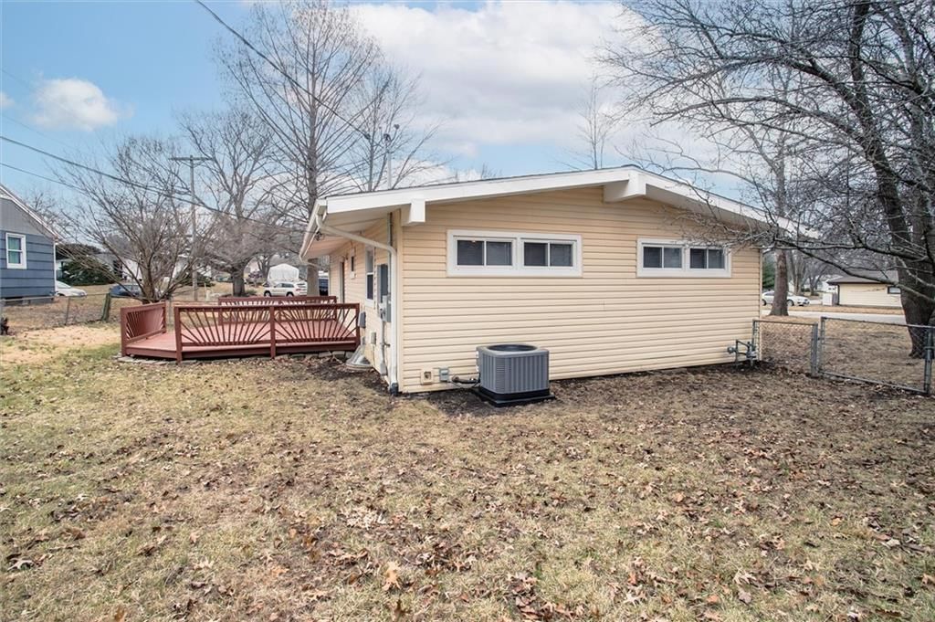 204 Brookview Drive — photo 8