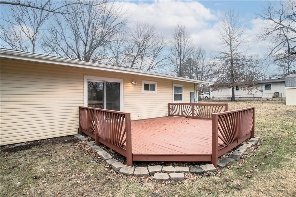 204 Brookview Drive — photo 9
